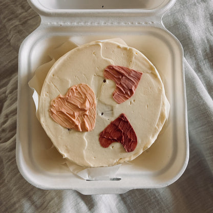 Bento Cake Saint-Valentin 2026 – Pâtisserie artisanale | Augustine Pâtisserie