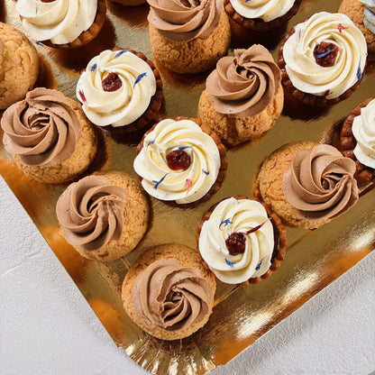 Plateau de choux - Pâtisserie artisanale | Augustine Pâtisserie